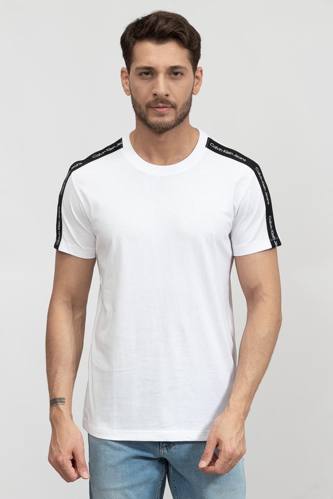  Calvin Klein Contrast Tape Shoulder Tee Erkek Bisiklet Yaka T-Shirt